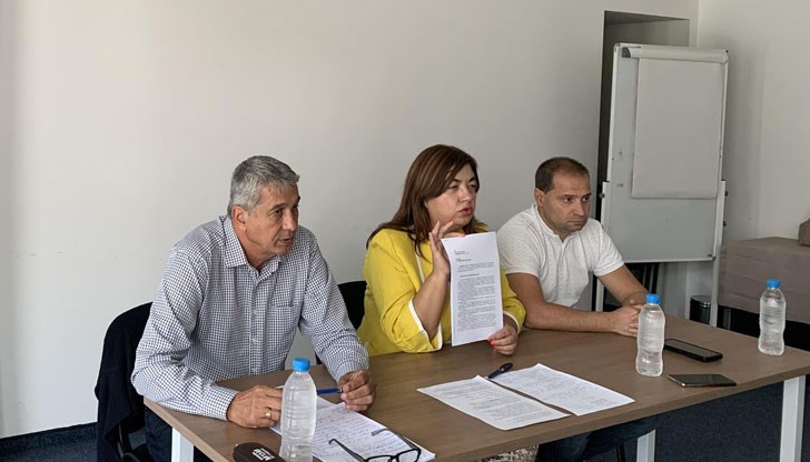 Внасяме искане за извънредна сесия на Общинския съвет, допълни тя Внасяме искане за извънредна сесия на Общинския съвет, допълни тя