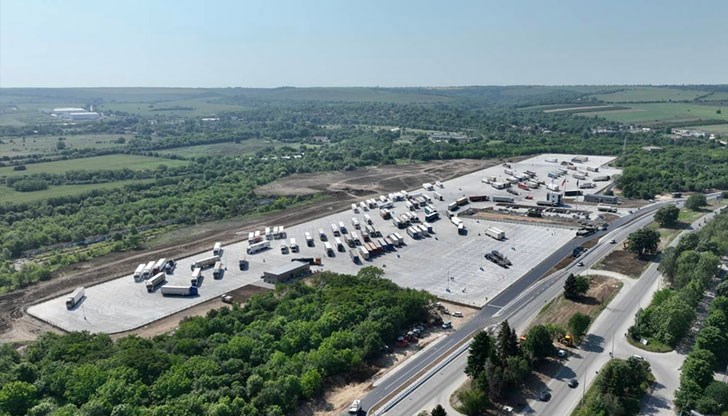 С изграждането на буферния паркинг се решиха дългогодишни проблеми на Русе, процедурата е законна и прозрачна