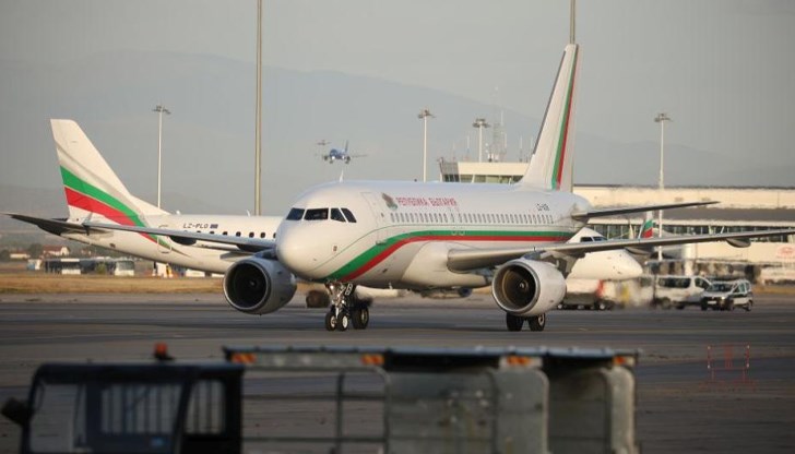 Правителственият самолет остава в готовност за осъществяване на следващ полет Правителственият самолет остава в готовност за осъществяване на следващ полет