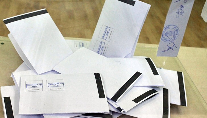 6057 са недействителните бюлетини за общински съветници и 932 - за кмет 6057 са недействителните бюлетини за общински съветници и 932 - за кмет