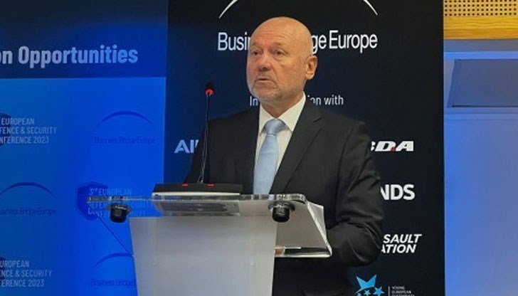 Министърът на отбраната участва е Европейската конференция за отбрана и сигурност