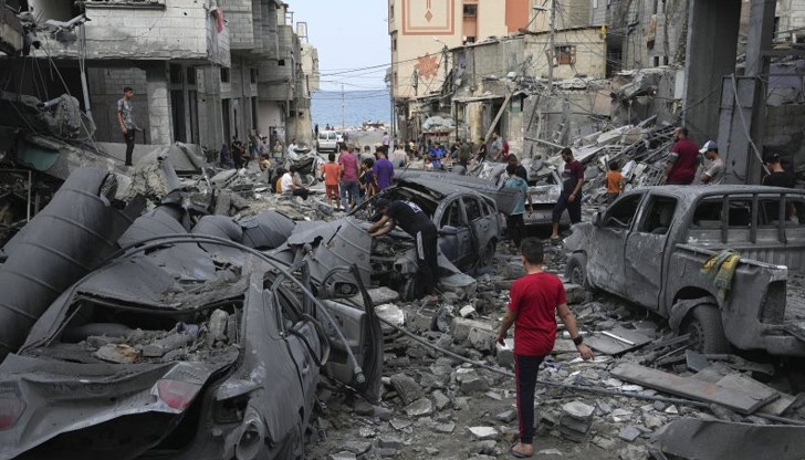 По думите му нареждането е "без електричество, без храна, без гориво" По думите му нареждането е "без електричество, без храна, без гориво"