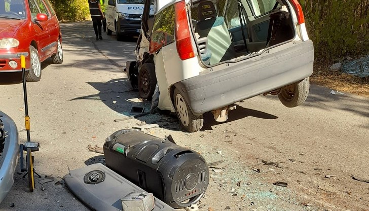 Те са настанени за лечение, но без опасност за живота