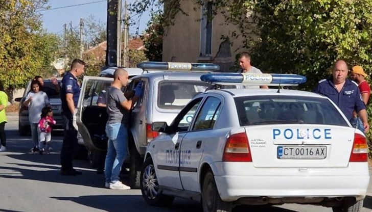 В колата на жената са открити списъци с имена на хора от населеното място