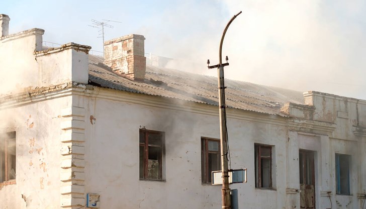 След пожара в необитаемата къща е заявена липса на куфар с инструменти /снимката е илюстративна/ След пожара в необитаемата къща е заявена липса на куфар с инструменти /снимката е илюстративна/