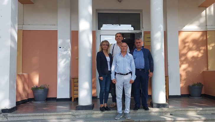 Водач на листата е Илвенур Махмудов