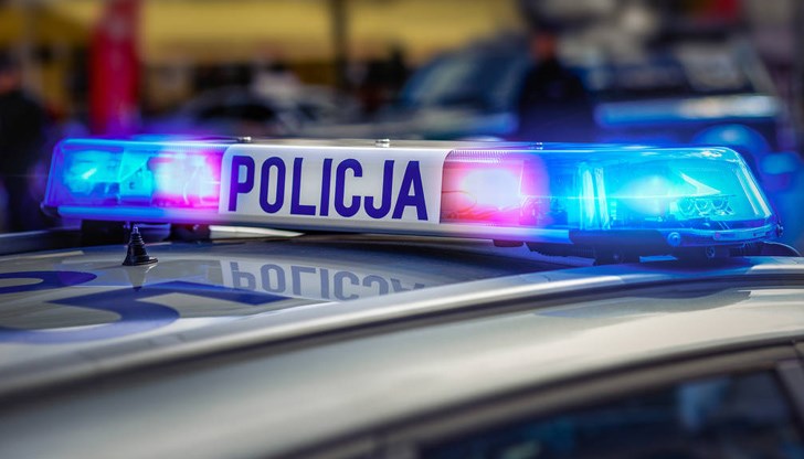 Възрастният мъж приближил група деца, тръгнали на излет, и намушкал с нож момченцето