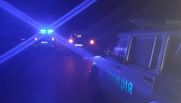 Проверени са заведения и са задържани непълнолетни лица