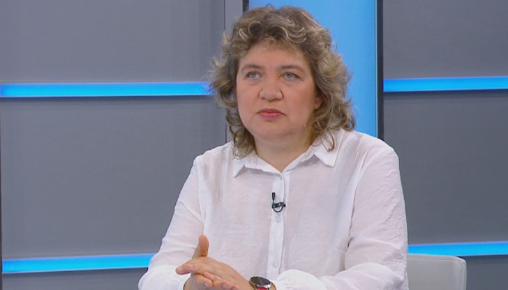 Според нея ще отпадне и темата за националния празник