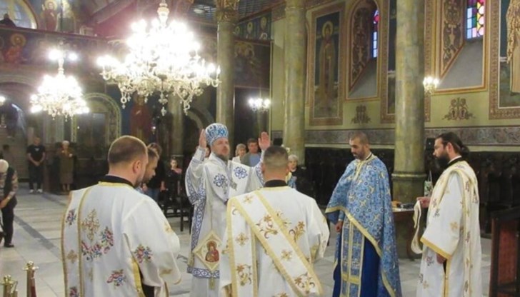 Празникът Покров Богородичен отбелязва църквата