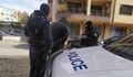 Задържаха четирима души при полицейска операция в Пернишко