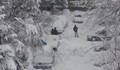 Уикендът ще ни изненада със сняг и преспи