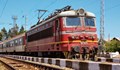 Влак помете автомобил край София