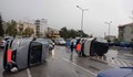 Торнадо обърна коли в Гърция