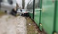 Трамвай помете кола в София