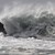 7-метрови вълни заливат рибарското пристанище край Тюленово