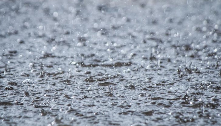 Улиците се превърнаха в реки