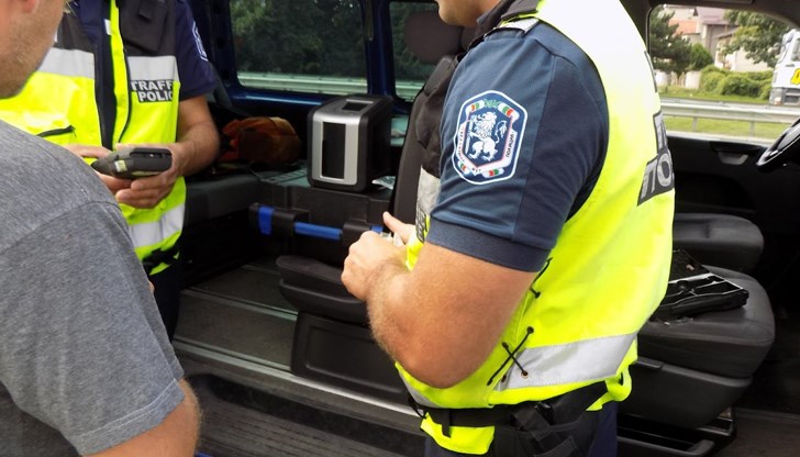 29-годишният мъж е лишен от право да управлява МПС по административен ред 29-годишният мъж е лишен от право да управлява МПС по административен ред