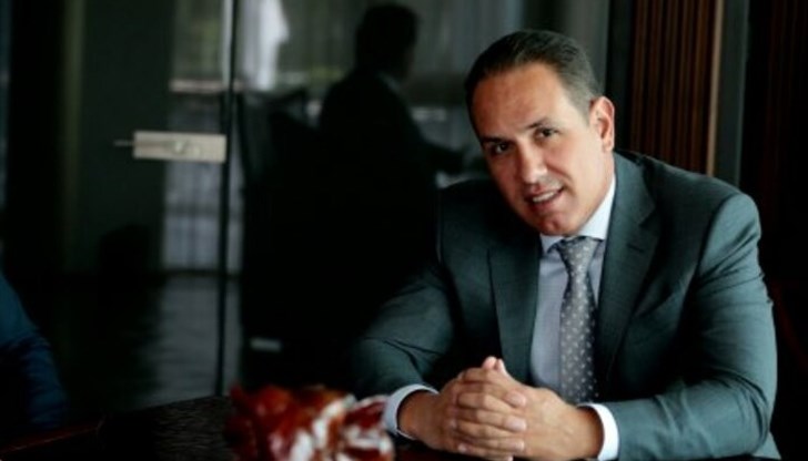 В класацията на CEOworld състоянието на Домусчиев се определя на 2,2 милиарда долата В класацията на CEOworld състоянието на Домусчиев се определя на 2,2 милиарда долата