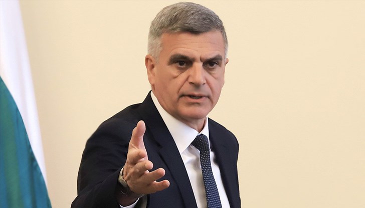 Според Николай Денков, ако бъде прекратен вносът на руски петрол, Националната сигурност на страната ще бъде застрашена