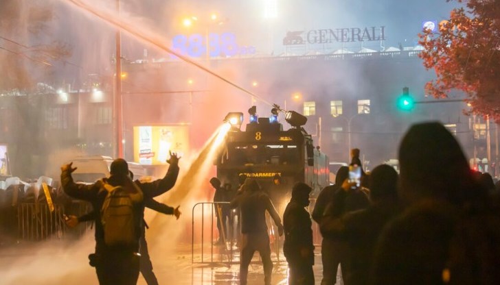 Грозят го от 3 до 10 години затвор