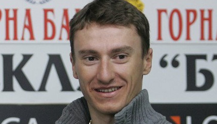 Бившият биатлонист се е прострелял с пистолет в корема Бившият биатлонист се е прострелял с пистолет в корема