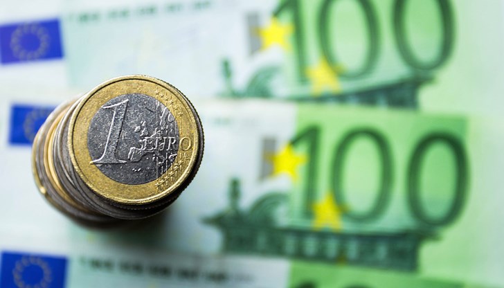 Тази сутрин единната европейска валута се котираше за 1,1004