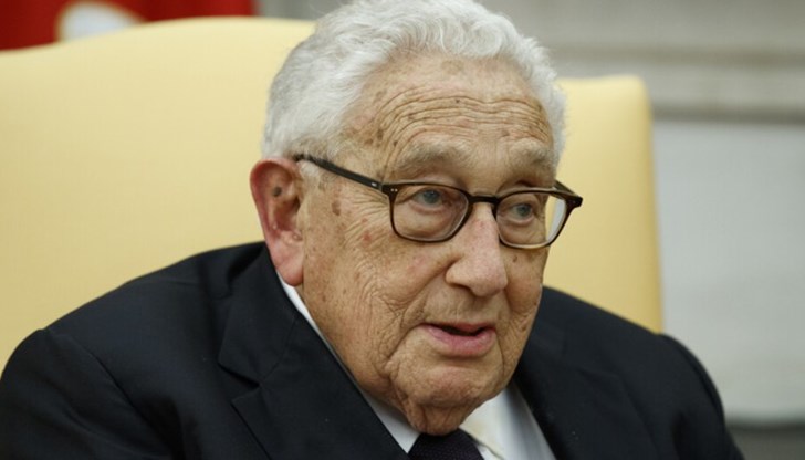 Белият дом определи смъртта на легендарния американски дипломат Хенри Кисинджър като огромна загуба