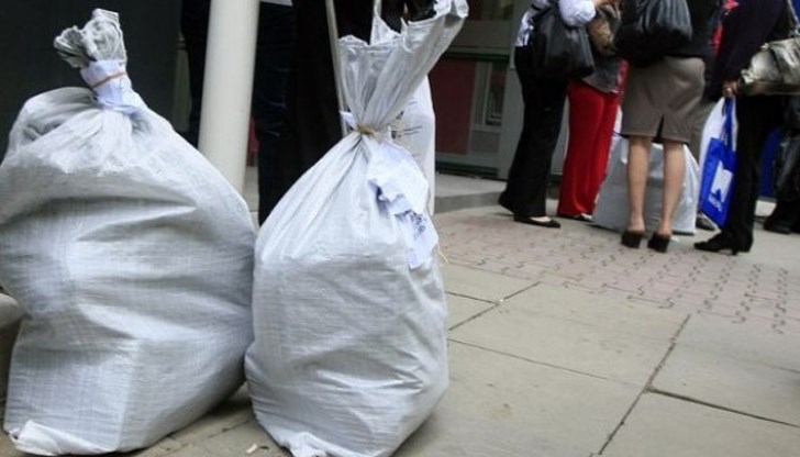 На този етап ръчно броене няма да има, само ще се извадят финалните хартиени отчети от устройствата