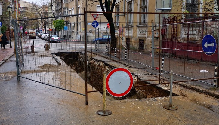 Промяната се налага поради основен ремонт на улица „Хан Крум“ и авария по улица „Александровска“