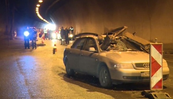 Осъдиха Агенция "Пътна инфраструктура" заради падналата лампа, която уби жена в тунел "Ечемишка"