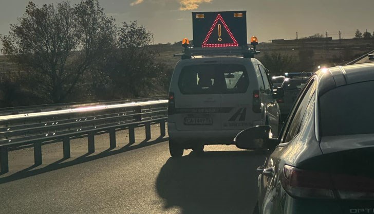 Ударили са се два леки автомобила