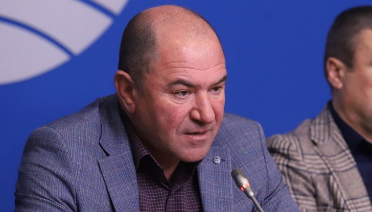 Председателят на Асоциацията на животновъдите нападна вербално министъра на земеделието