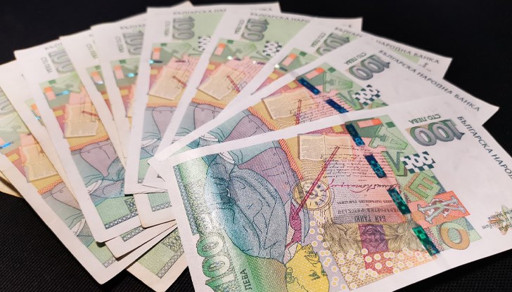 Решението беше прието със 101 гласа "за" на ГЕРБ-СДС,ПП-ДБ и ДПС.