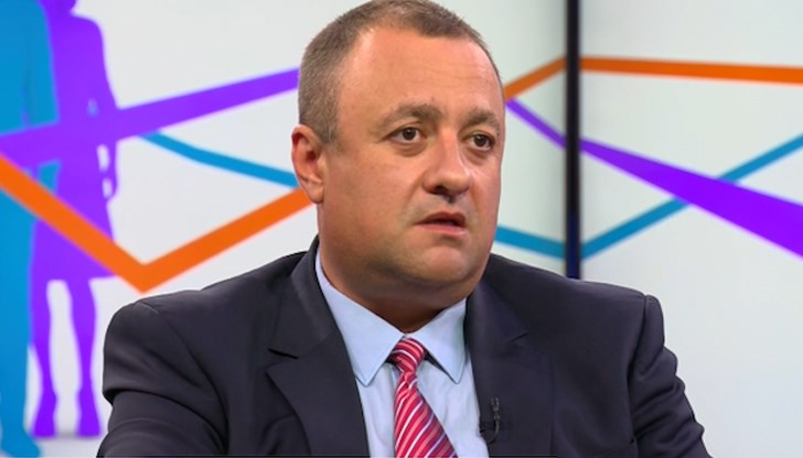 Зад правителството се крият нечии други интереси, коментира депутатът от БСП Зад правителството се крият нечии други интереси, коментира депутатът от БСП