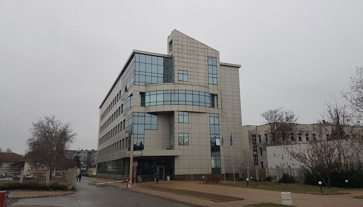 От приходната агенция напомнят, че при плащане след законоустановения срок се дължат лихви до датата на внасянето на авансовата вноска, но не по-късно от 31 декември на текущата година От приходната агенция напомнят, че при плащане след законоустановения срок се дължат лихви до датата на внасянето на авансовата вноска, но не по-късно от 31 декември на текущата година