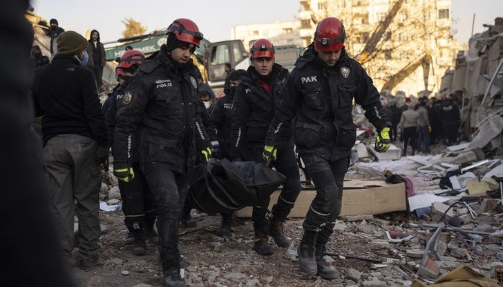 Израелската армия твърди, че е открила нов команден център на "Хамас", който се намира под детска болница в Газа Израелската армия твърди, че е открила нов команден център на "Хамас", който се намира под детска болница в Газа