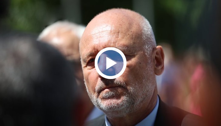 Българската отбрана няма да е зависима от Руската федерация, категоричен е военният министър