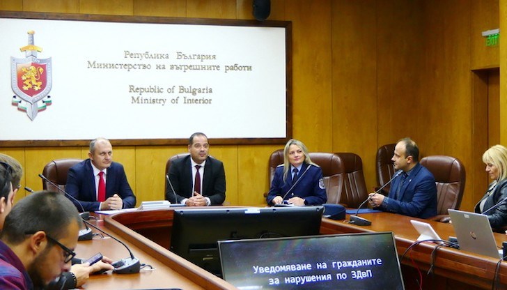 Новата система има за цел намаляване на жертвите на пътнотранспортни произшествия, заяви министър Калин Стоянов
