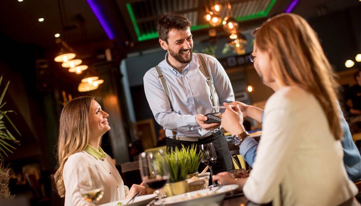 Плащанията за добро обслужване стават облагаем доход с новите данъчни закони