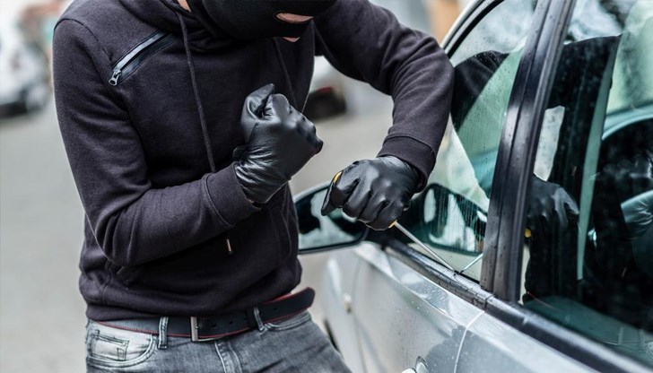 Откраднати са вещи на стойност над 250 лева