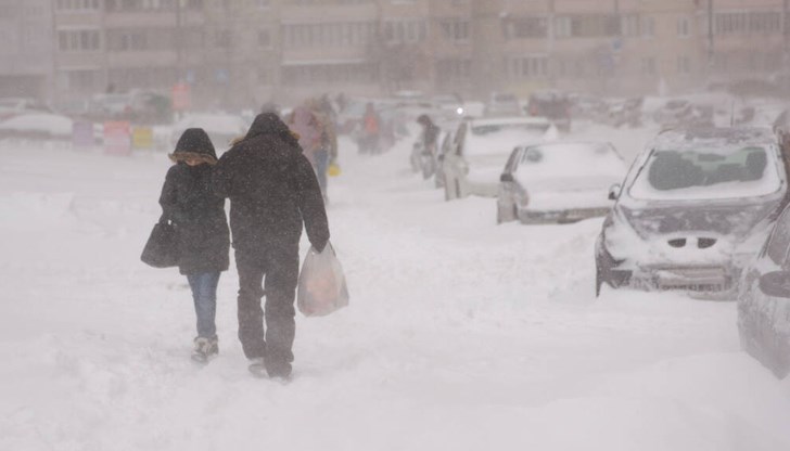 Валежите ще са придружени от силни пориви на вятъра. Не са изключени и виелици Валежите ще са придружени от силни пориви на вятъра. Не са изключени и виелици