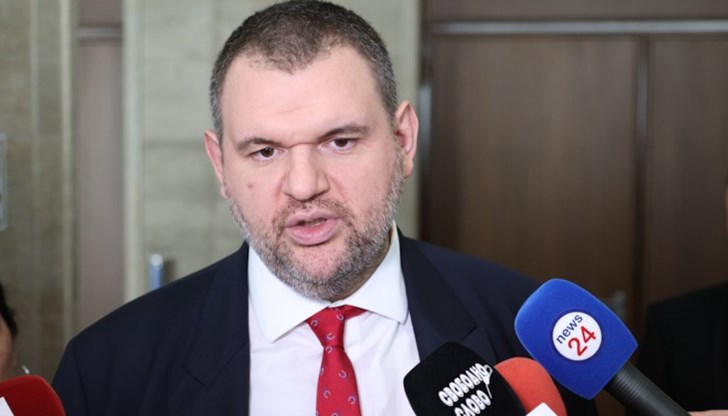 Очаквам министър Цеков незабавно да заведе дело за собствеността на храма, заяви депутатът от ДПС