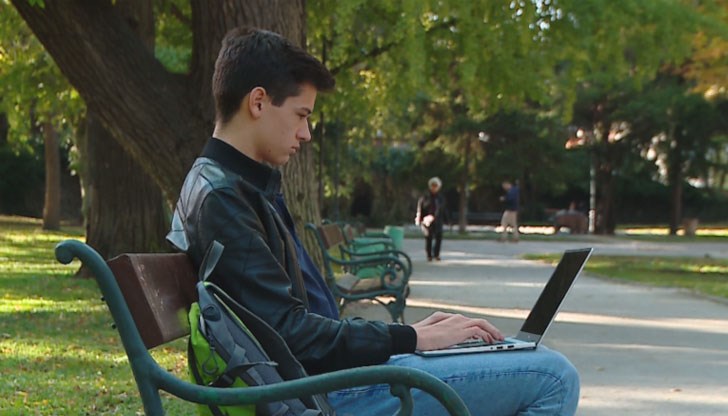 Изобретението на Стоян Ганчев следи, съхранява, анализира и подава обратна връзка със здравната информация