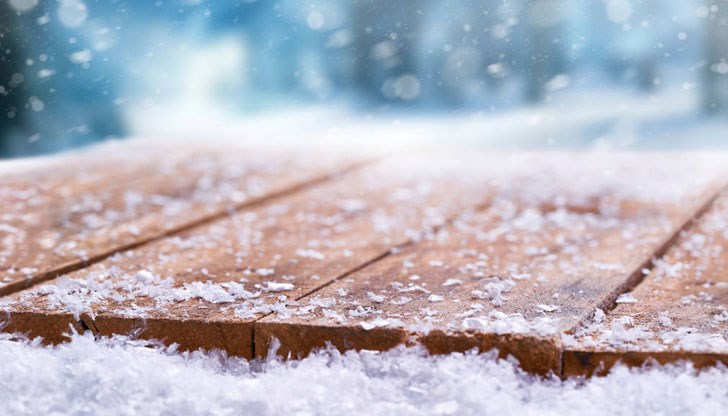 На места може да видим снежинки през уикенда, каза климатологът