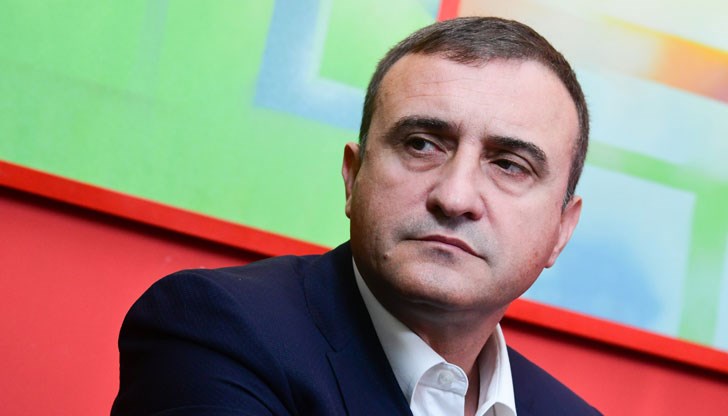 Ахмед Ахмедов е подал оставка от поста заместник-председател на Централния съвет на партията
