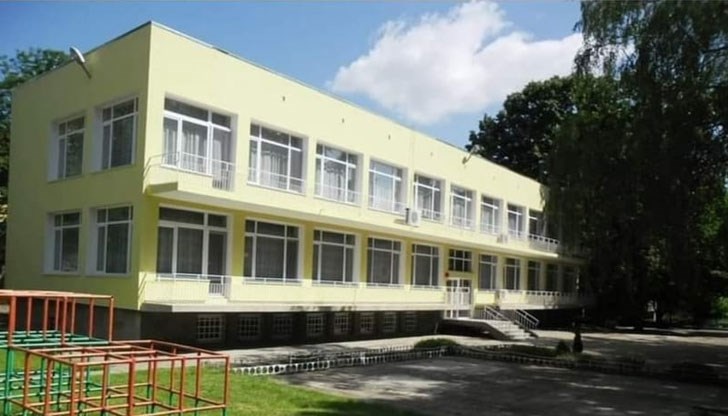 Кандидатите за поста директор са Таня Тодорова и Стоян Стоянов Кандидатите за поста директор са Таня Тодорова и Стоян Стоянов