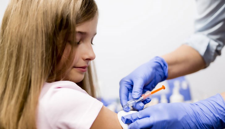 Безплатна ваксинация срещу HPV могат да получат момичета на възраст 10-13 години