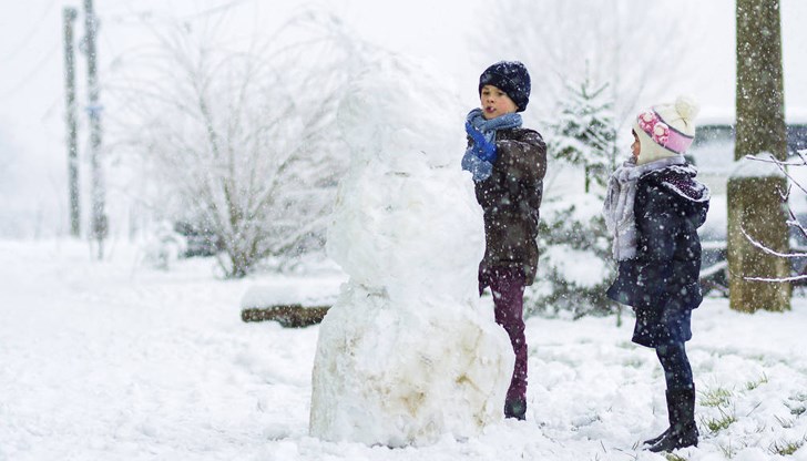 17 училища ще учат дистанционно 17 училища ще учат дистанционно