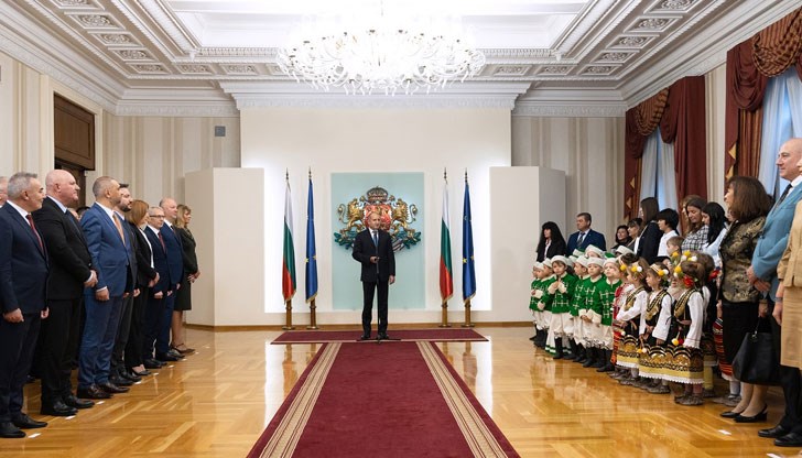 Държавният глава открои утвърдената роля на висшето училище като важен образователен център Държавният глава открои утвърдената роля на висшето училище като важен образователен център